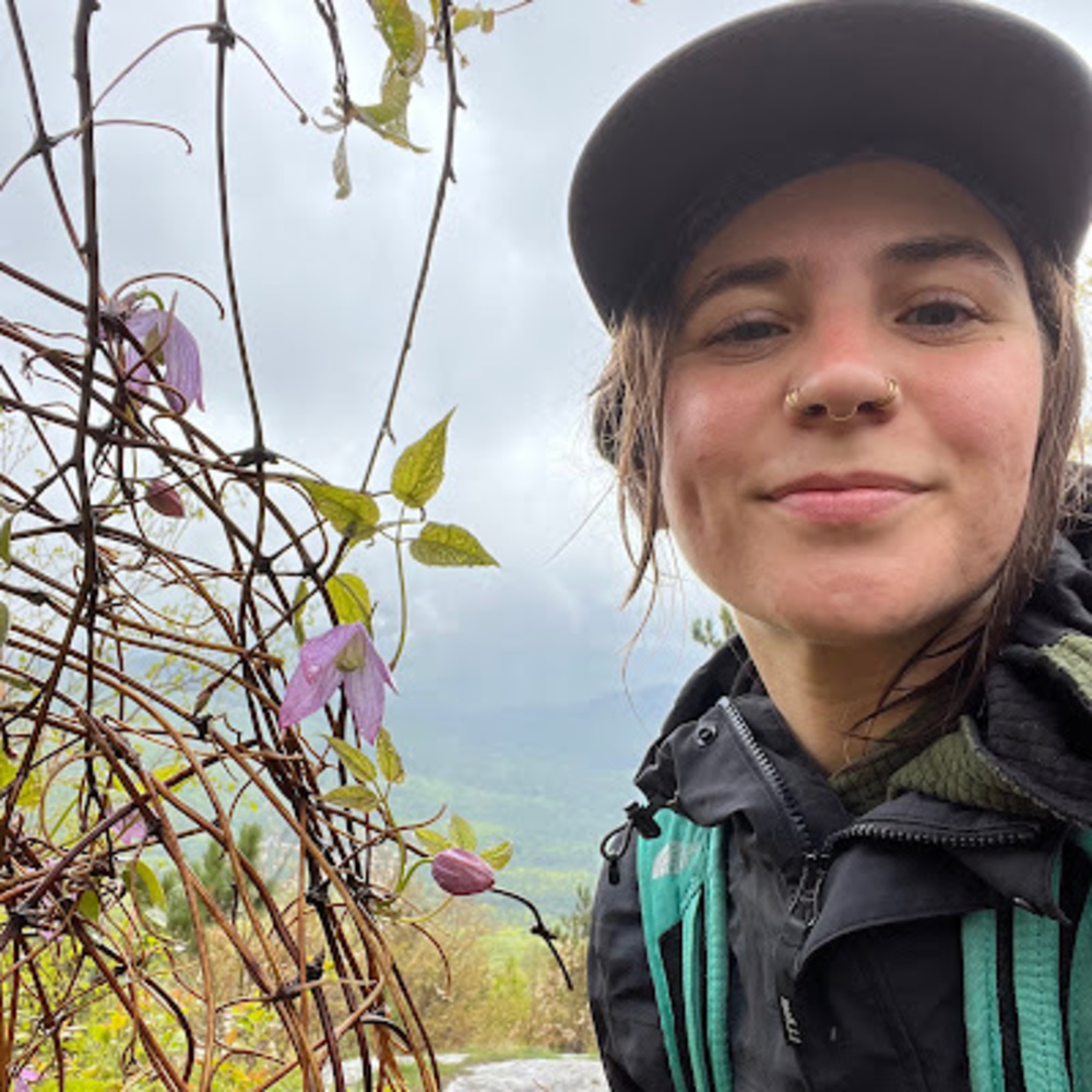 Meet your Posher, Elaina